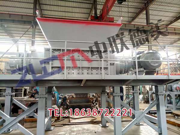山東新型塑料撕碎機(jī)哪里有賣(mài)